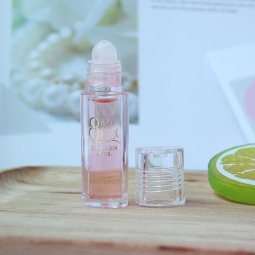 正品8杯水走珠唇油无色打底透明保湿滋润儿童润唇膏护唇防干裂