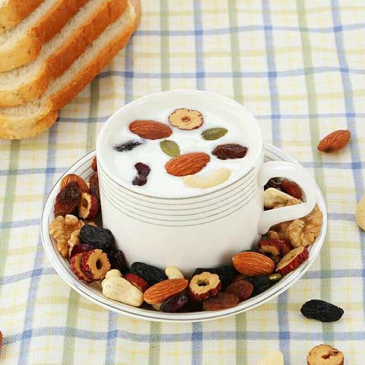 每日坚果零食混合装30包大礼包孕妇儿童成人混合干果礼盒 商品图2