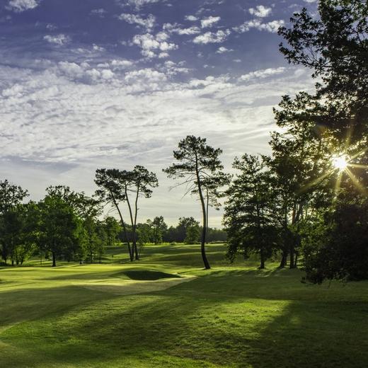 圣埃米利昂纳斯高尔夫俱乐部 Grand Saint-Emilionnais Golf Club | 欧洲 法国高尔夫球场 俱乐部 商品图0