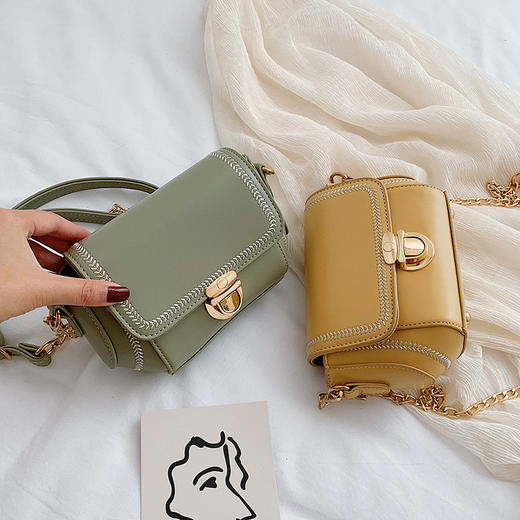 QX-9112新款女士斜跨皮带链条百搭简约时尚小方包 商品图3