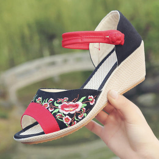 民族风绣花布凉鞋(货号 hx5015)