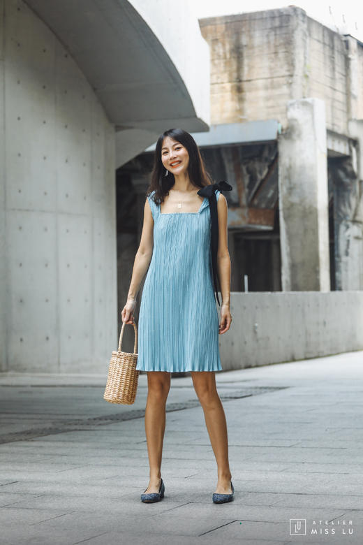 AtelierMissLu / Aria-云雾蓝飘带装饰连身裙 商品图3