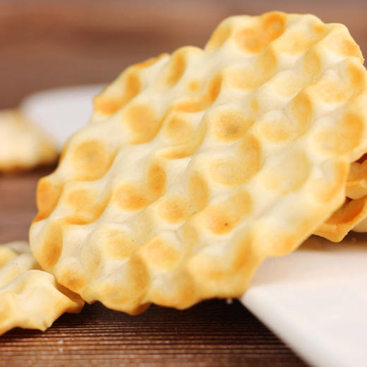 待见石头饼2斤无蔗糖原味咸香山西石头馍8包可选早餐饼干批发整箱 商品图8