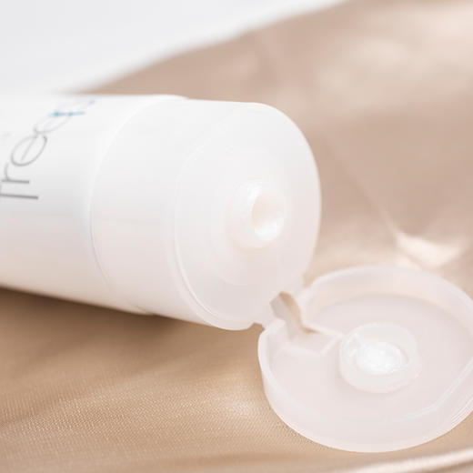 芙丽芳丝洗面奶 氨基酸泡沫洁面  深层清洁保湿 敏感肌可用 100ml 人手一只 FREEPLUS/freeplus 商品图3