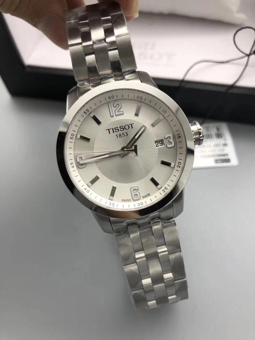 原单品质 TISSOT  天梭 T055骏驰系列
机芯：瑞士石英机芯
镜面：蓝宝石水晶玻璃
底盖：旋转式 商品图3