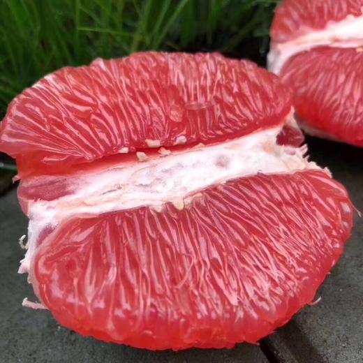 #小姐姐你想变瘦嘛？那么这款女神都爱的红西柚一定是必备的。 红心葡萄柚，高维生素C酸爽可口，夏日解暑佳品，酸酸甜甜。 商品图2