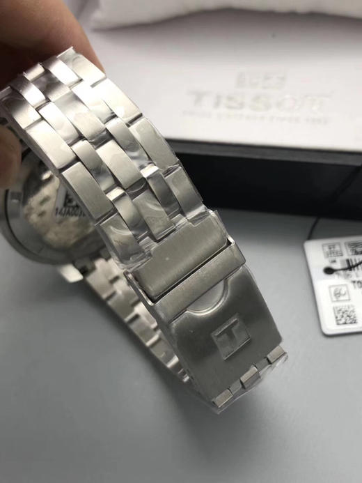 原单品质 TISSOT  天梭 T055骏驰系列
机芯：瑞士石英机芯
镜面：蓝宝石水晶玻璃
底盖：旋转式 商品图5