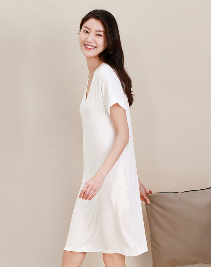 in and on·牛奶纤维睡裙,套装│用"牛奶"做的睡衣,清凉爽滑,睡觉穿好