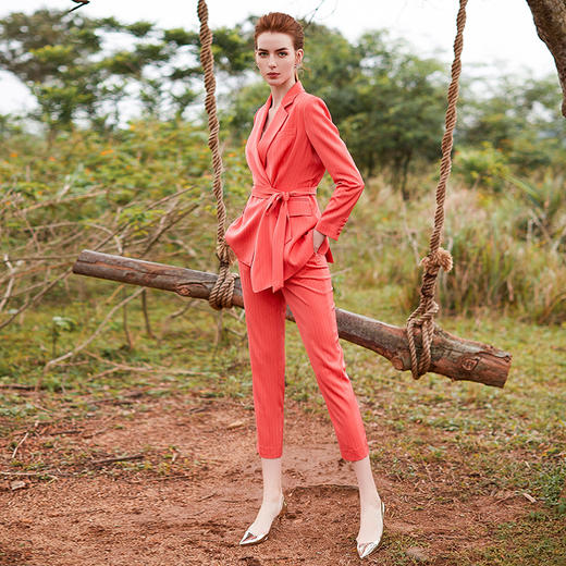 IWY/红色职业装女细条纹西装套装系带收腰西服商务OLCP9313 商品图4