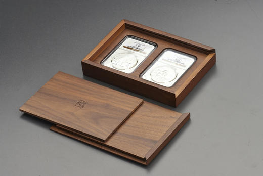 【实木泉匣】黑胡桃横向双枚装NGC钱币盒(MH2N) 商品图1