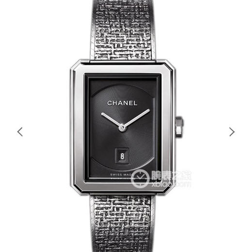 BV香奈儿将第一款充满女性韵味的PREMIÈRE腕表，带入充满阳刚之美的新境界。女士腕表，精钢表带，石英机芯，密底。 商品图0