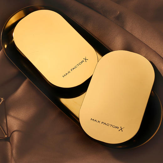 【现货】MaxFactor蜜丝佛陀透滑粉饼 10g 商品图1