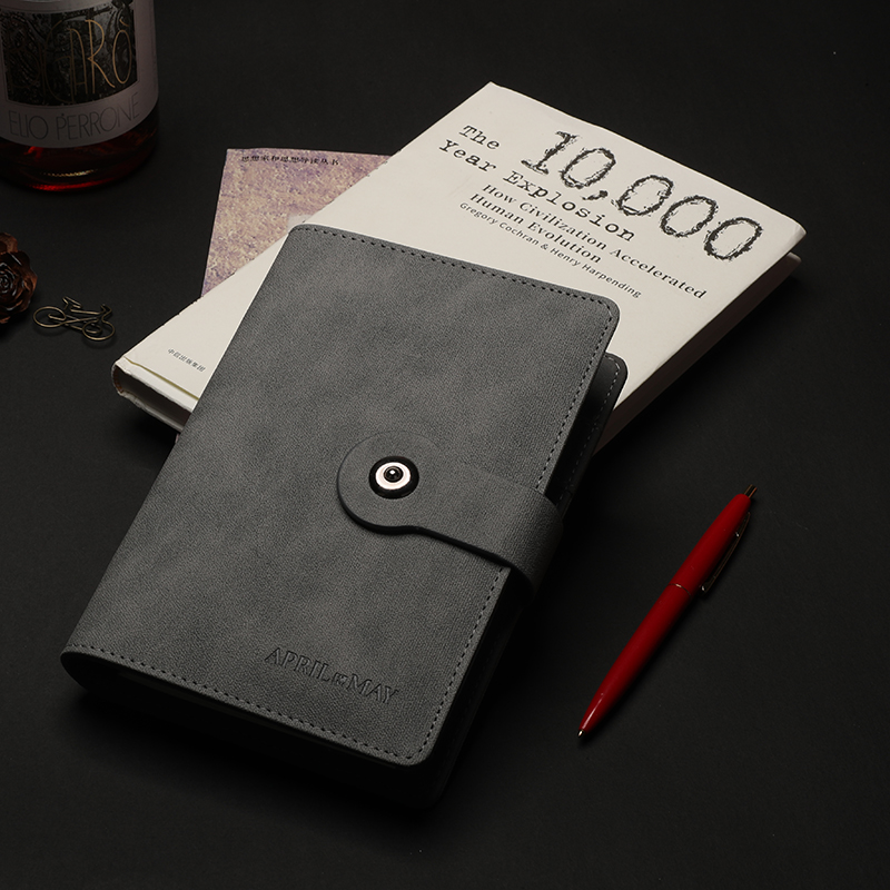 「灰和玫红本」