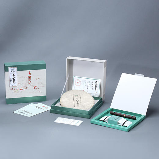 2019易武高山寨古树春饼（生普） 商品图0