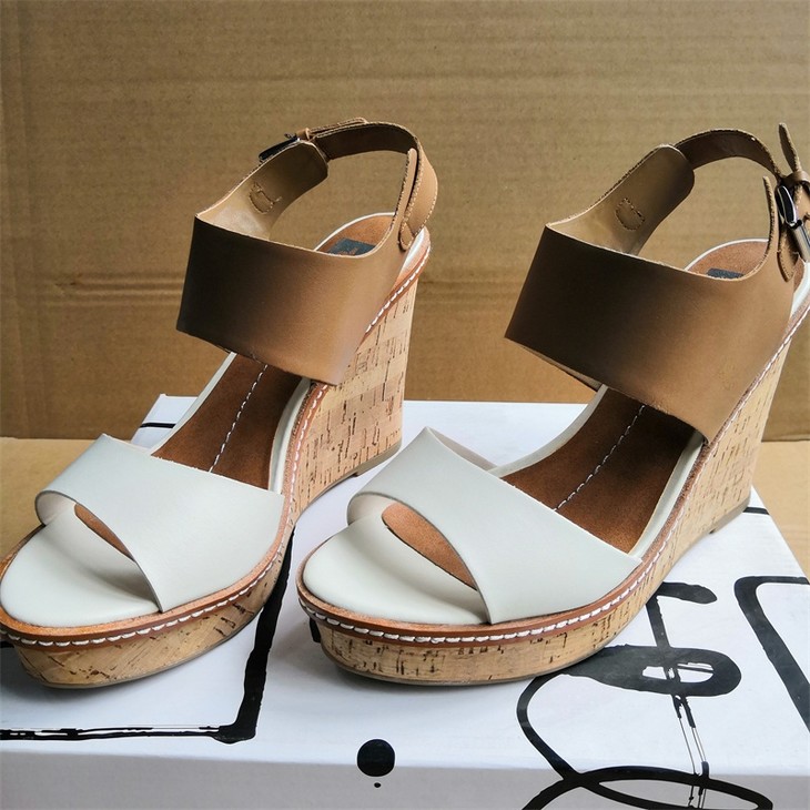 特价starnyc美国dolcevitadv极简优雅米棕拼色皮质坡跟凉鞋