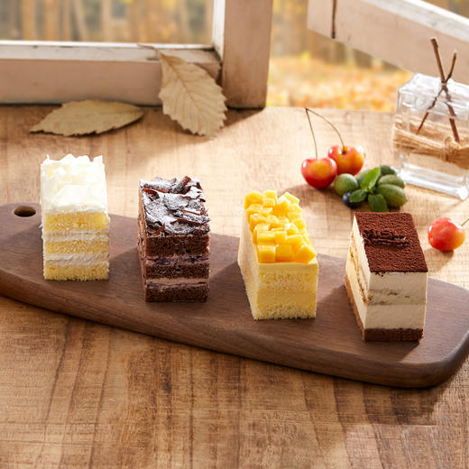 【镇店之宝】四重奏生日蛋糕，4种热销蛋糕口味，打败选择困难症，满足全家人不同口味，送朋友长辈爱人都适合。（东莞幸福西饼） 商品图1