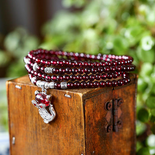 SS-356346酒红多圈石榴石手链 商品图2