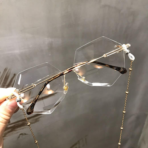 网红街拍链条墨镜女2019新款韩版潮近视防紫外线太阳眼镜平光镜女 商品图2