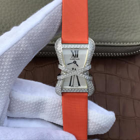 V6卡地亚CARTIER LIBRE系列小蛮腰WJ306014腕表，A在此弧度与圆形的设计是焦点，是极为珍贵华丽的手表系列，尺寸:38.7x26m