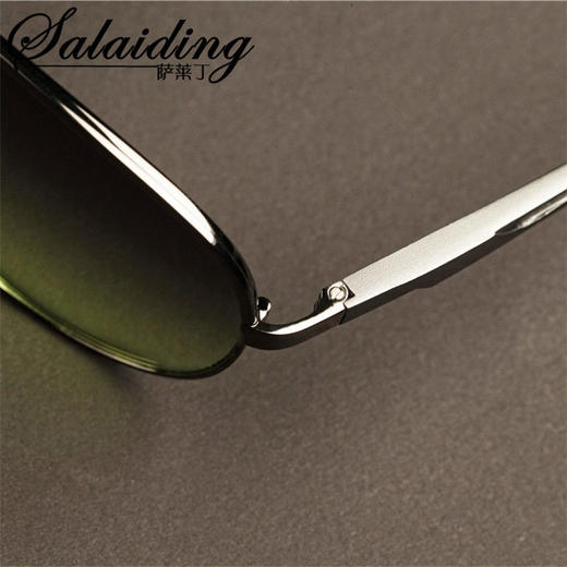 日夜两用偏光司机太阳镜男士开车专用驾驶镜复古墨镜蛤蟆眼镜 商品图9