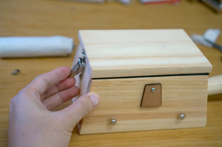 「防烟艾灸木盒」在家里就能做艾灸