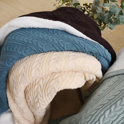 羊羔绒针织毯 商品图2