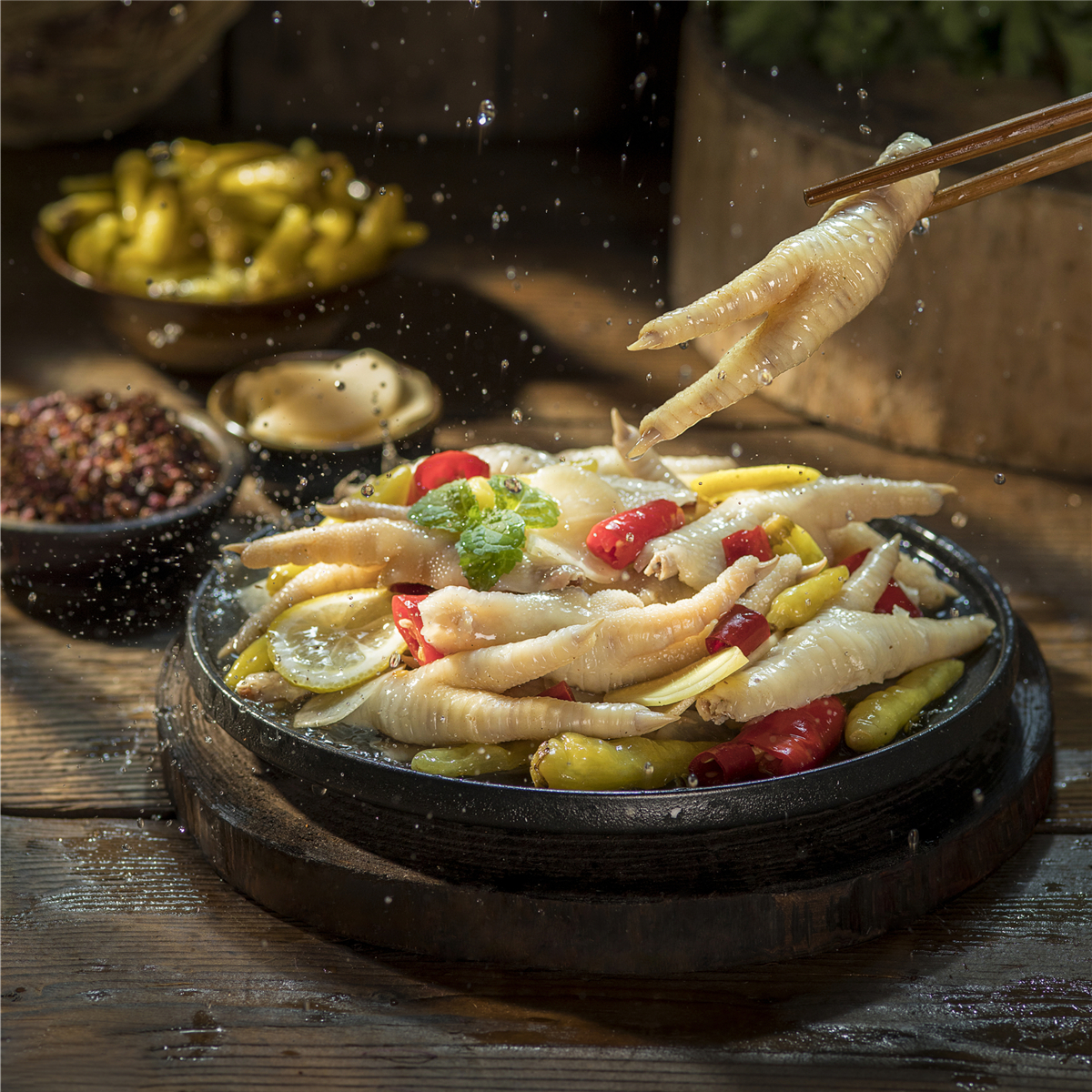 泡椒凤爪 约450克