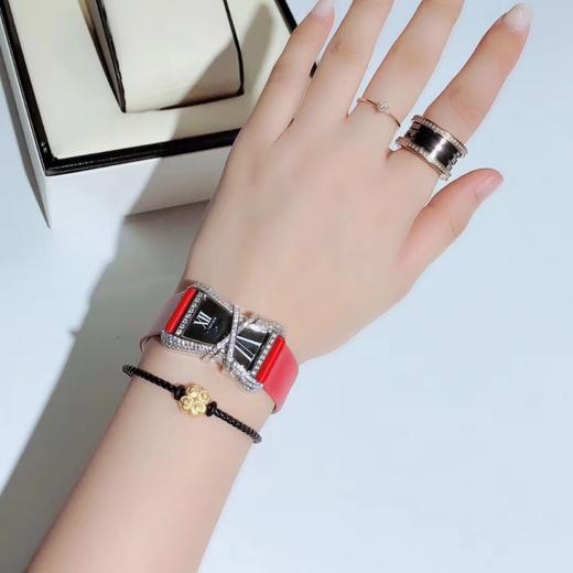 V6卡地亚CARTIER LIBRE系列小蛮腰WJ306014腕表，A在此弧度与圆形的设计是焦点，是极为珍贵华丽的手表系列，尺寸:38.7x26m 商品图10