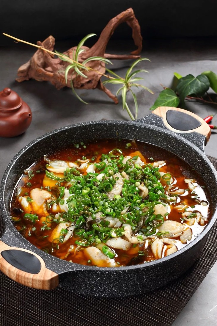 大鱼码头98元23人老坛酸菜番茄藤椒鱼套餐原价168元