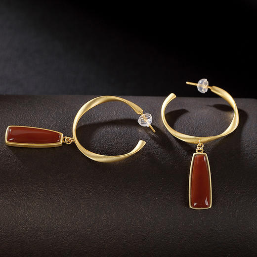 YLY-001新款南红玛瑙镀金时尚个性S925纯银耳环TZW 商品图3