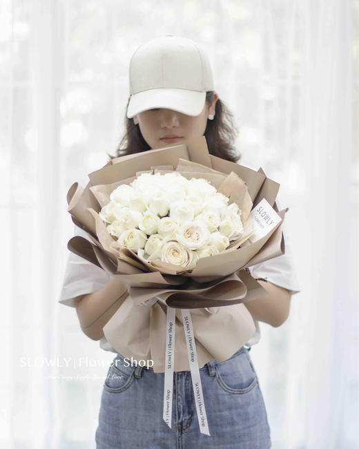 留白-白玫瑰花束 商品图5