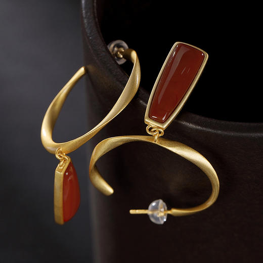 YLY-001新款南红玛瑙镀金时尚个性S925纯银耳环TZW 商品图2