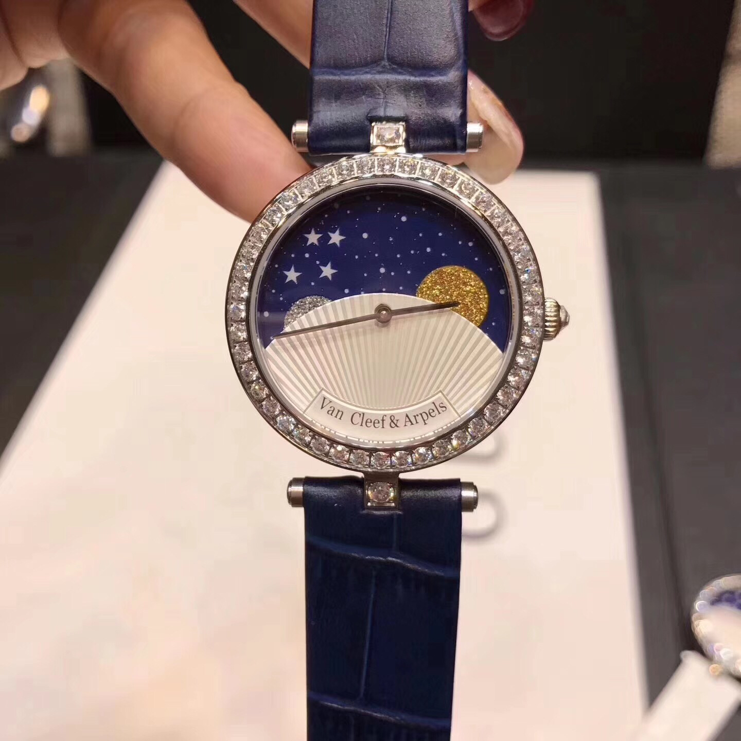 kf厂v2版本梵克雅宝诗意复杂功能系列石英女表直径35mm