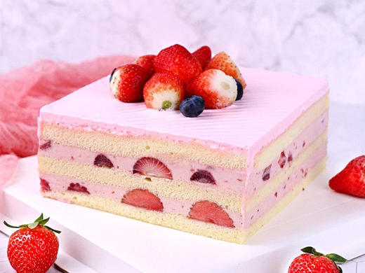 浪漫舞曲·草莓鲜果夹层蛋糕 商品图0