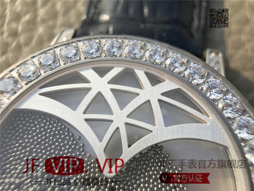 N伯爵ALTIPLANO系列 G0A34175腕表，和原装一样的沙漏自动翻盖，进口石英机芯，43mm直径，蓝宝石镜面，原装表扣，真皮表带，人工蓝宝石，做工精细 商品图4