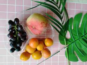 水果拼盘  葡萄,小红杏蟠桃