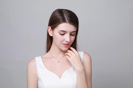 实物很亮，AWISH COLLECTION施华洛世奇水钻 跳动的心 项链套装 商品图4