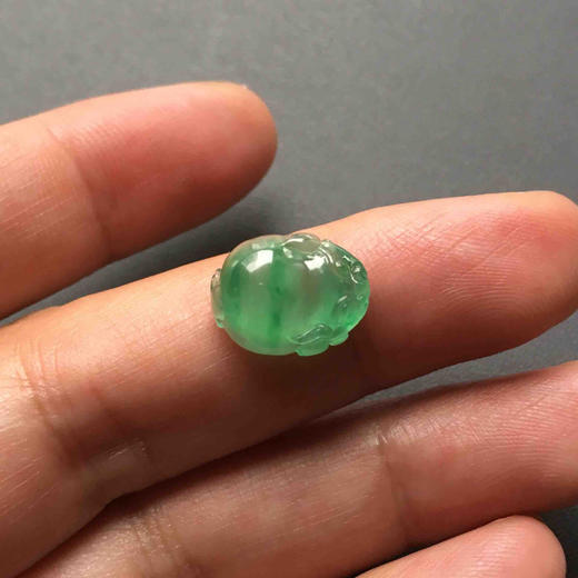 8号高冰种金丝阳绿金蟾 商品图6