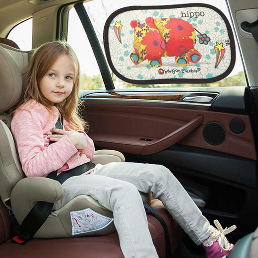 【防晒隔热，清凉舒适】英国APRAMO安途美罗小黑合作款联名款卡通无痕静电贴膜吸附遮阳挡板避光2片装一对婴儿童夏季汽车载侧窗垫挡板男女孩中小学生宝宝降温可折叠避光防紫外线 商品图3