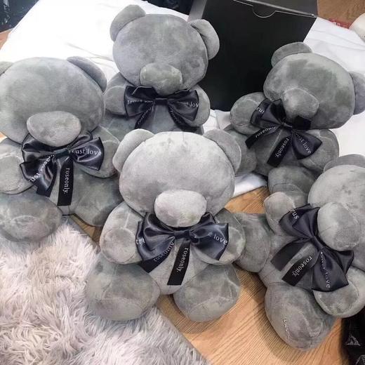 七夕情人节快到啦roseonly抱抱熊礼盒为你传达爱的讯号