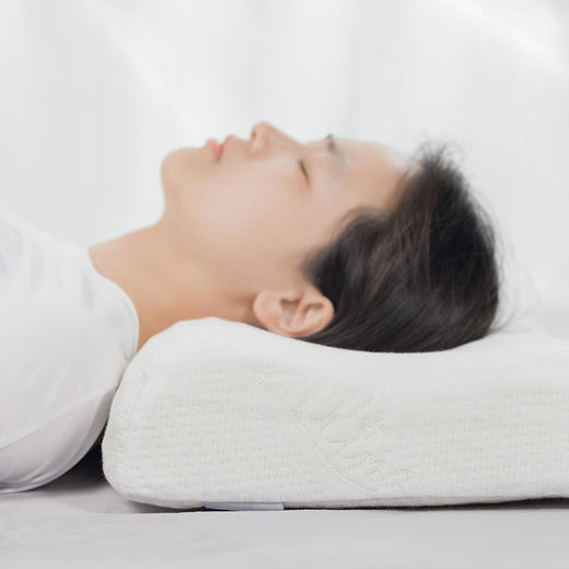 泰国进口乳胶枕高低美容按摩波浪枕乳胶含量92% 商品图0