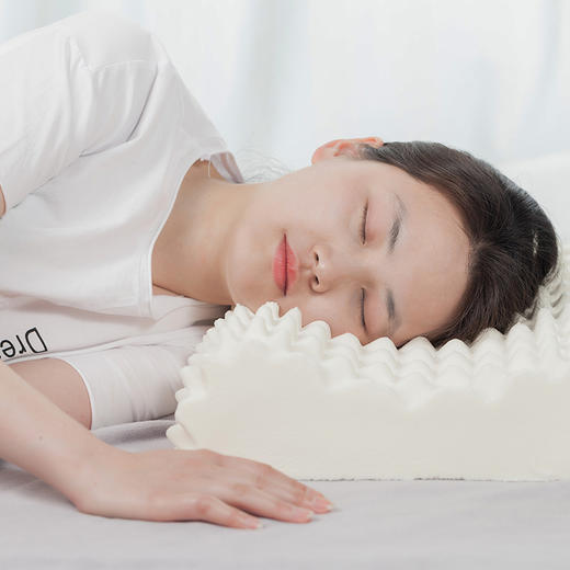 泰国进口乳胶枕高低美容按摩波浪枕乳胶含量92% 商品图1