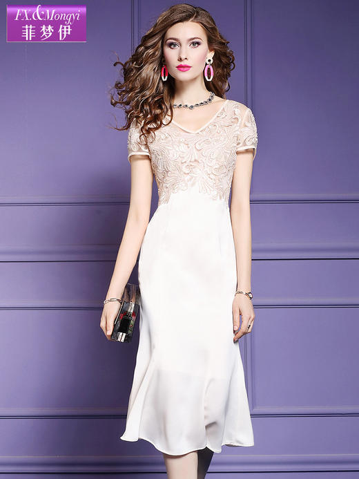 FMY-23998有女人味的连衣裙女短袖夏装法式小众修身绣花V领裙 商品图1