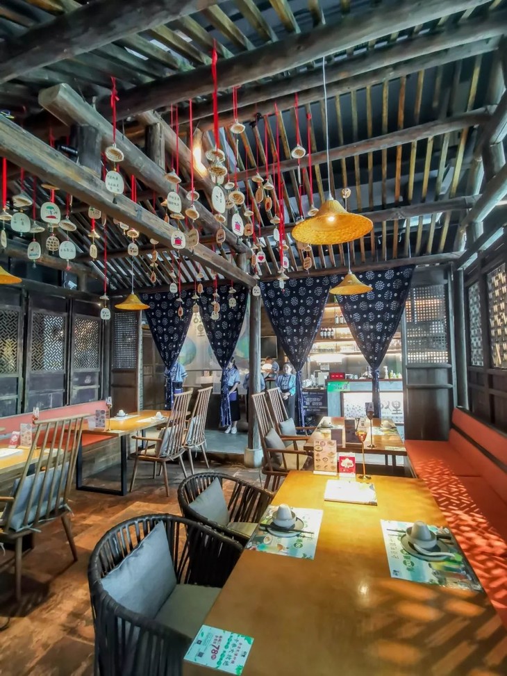 故里云南艺术餐厅2-4人套餐5折开抢!多款云南名菜可选,追加200份