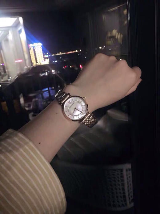 阿玛尼玫瑰金摩天轮女款手表 商品图6