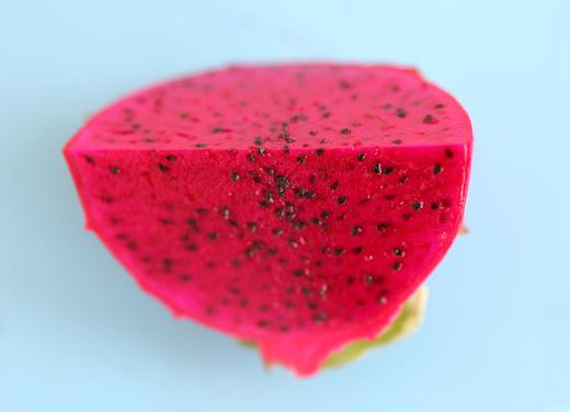 无想山下台湾玫瑰香绿色认证红心火龙果，红如火，甜似蜜 商品图3