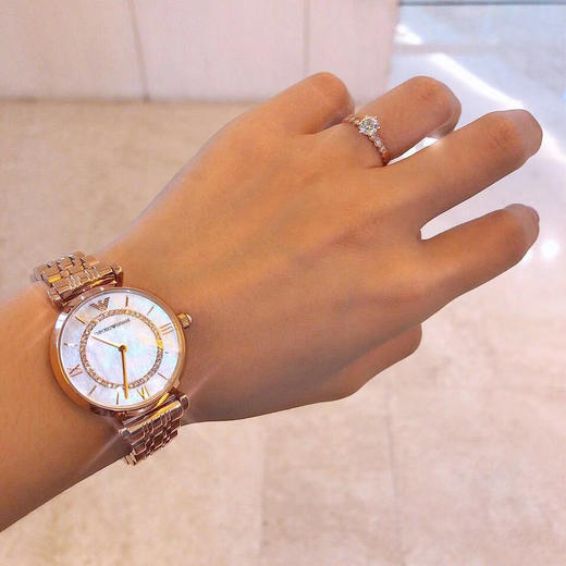 阿玛尼玫瑰金摩天轮女款手表 商品图7