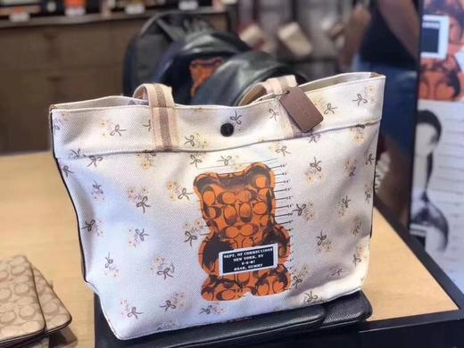 coach蔻驰新款小熊熊帆布拼皮托特包