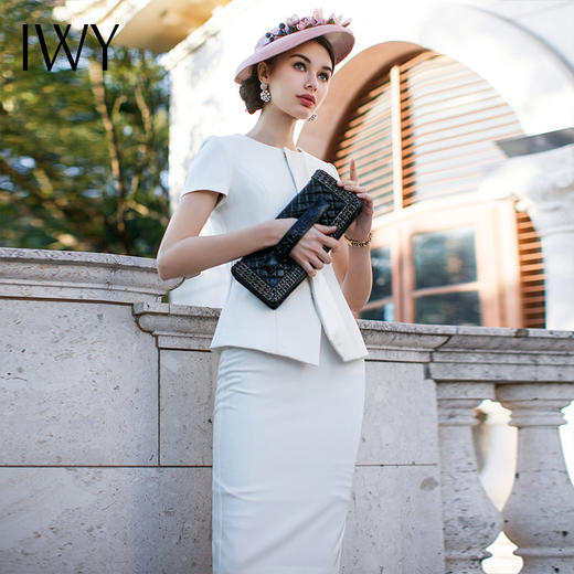 IWY/女士白色短袖西装套裙套装简约圆领女时尚修身显瘦职业装CS233 商品图1