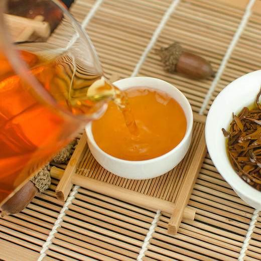 正宗英德红茶 广东特产 工夫红茶叶 225克礼盒精装（5克×45袋） 商品图3